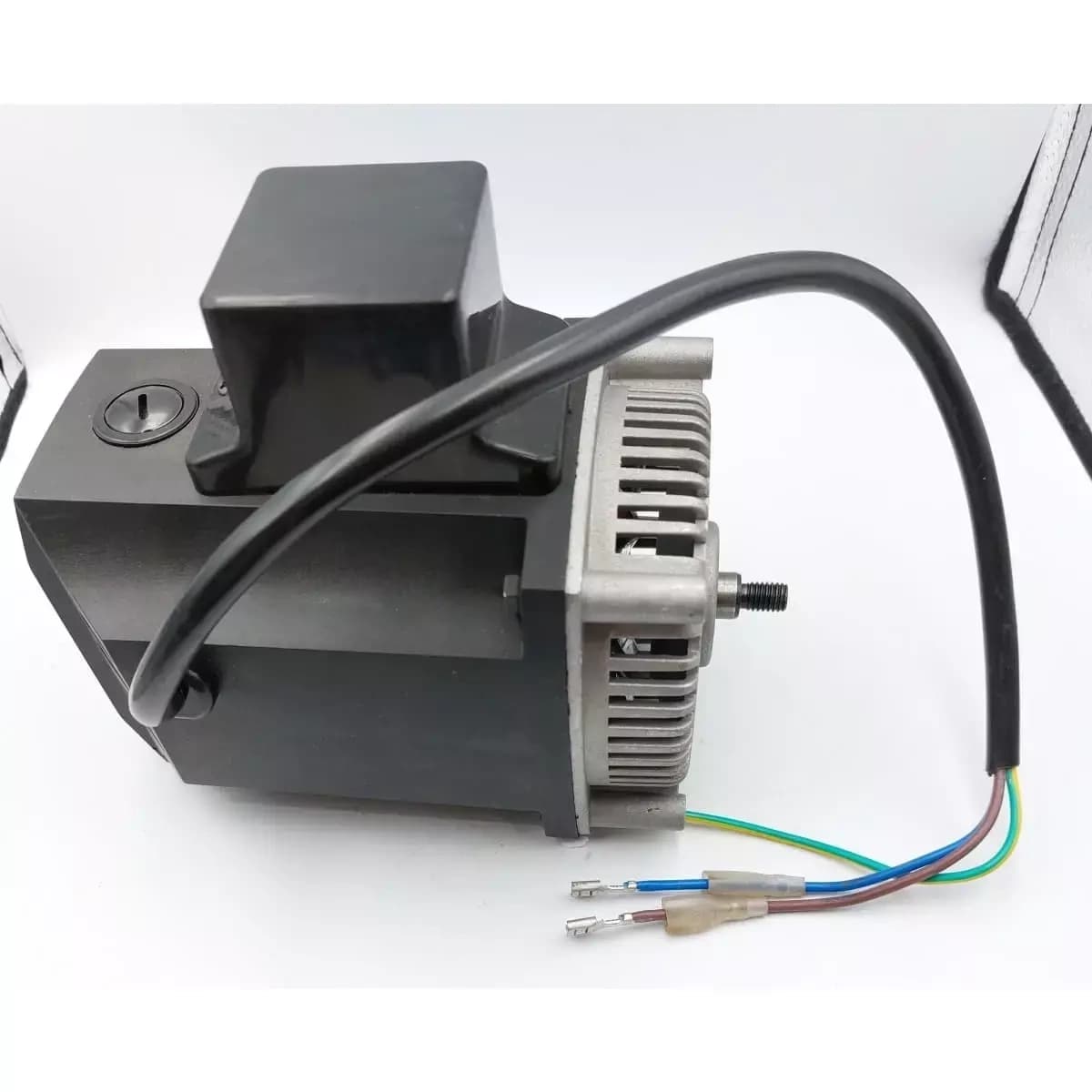 Elektrický motor pre DED7813 (poz. 92)