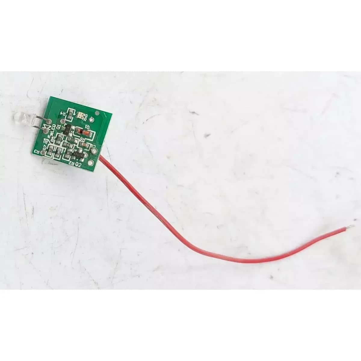 LED indikátor nabíjania
