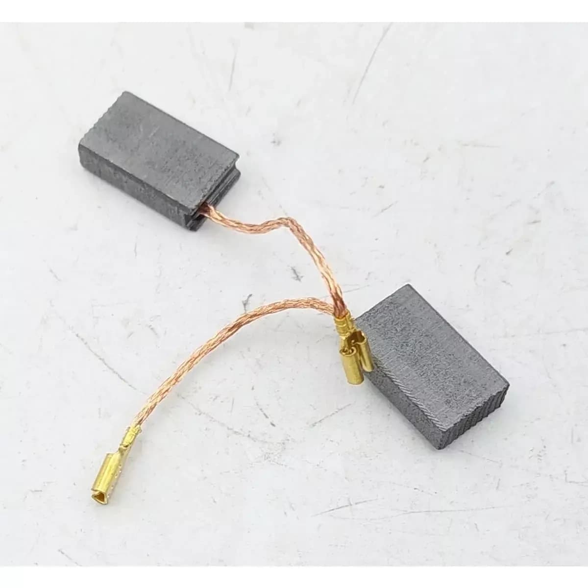 Elektrografitové kefky 2 ks. pre DED7958K (poz. 24)