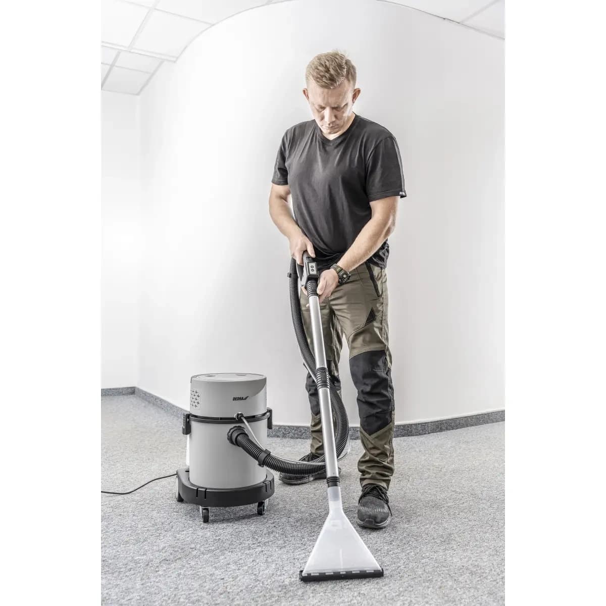 Tepovací vysávač 2 v 1, 1200 W – 10